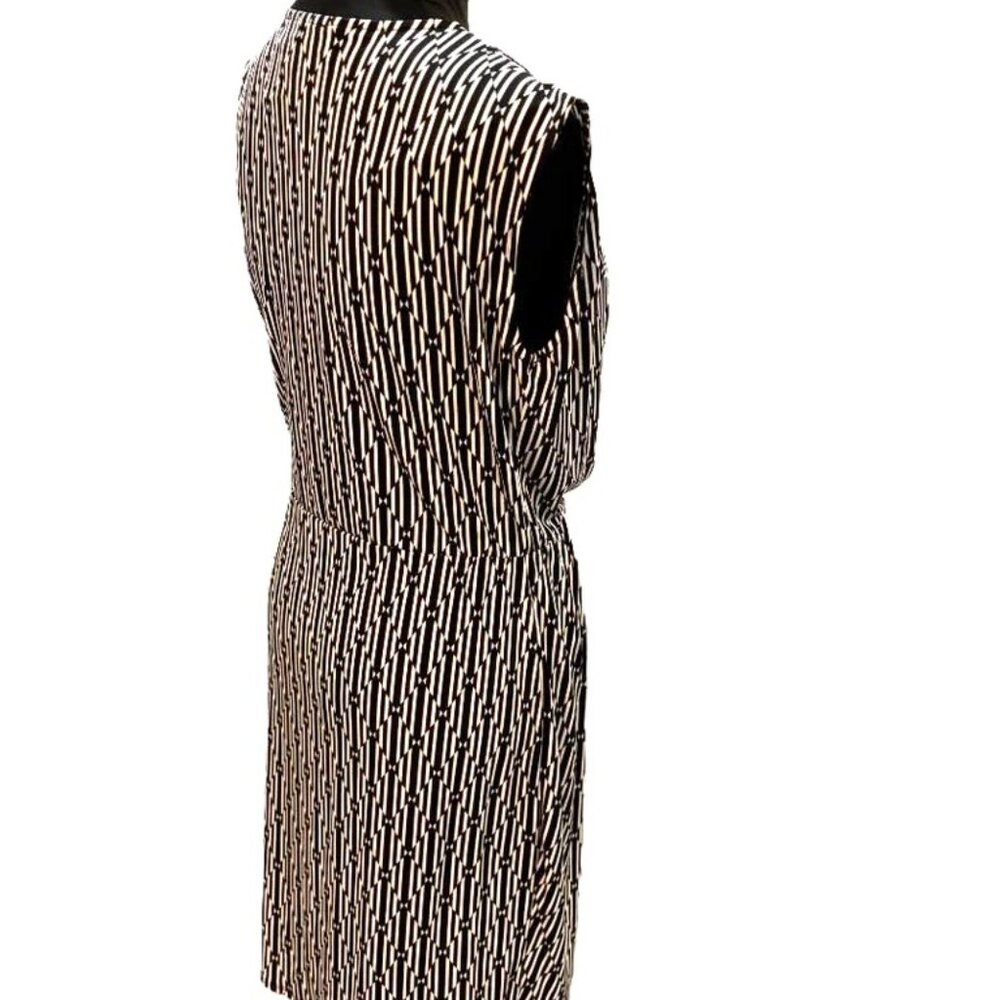 MICHAEL KORS Black & White Printed Faux Wrap Dress w/Side Buckle ( P/M) NWT $120 - Picture 5 of 7